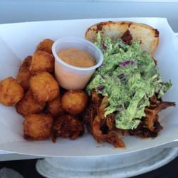 Saucy Girls - Pulled pork slider