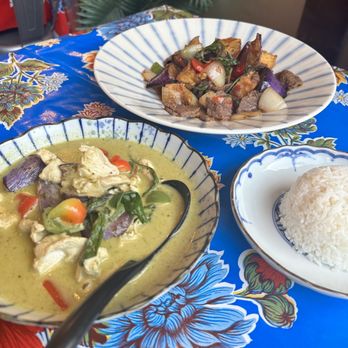 Pintoh Thai - Thai Near Me - Oakland, California