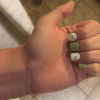 Pretty Plum Nail Spa - Nail Salons Near Me - Olive Branch, Mississippi Pretty Plum Nail Spa - Nail Salons Near Me - Olive Branch, Mississippi