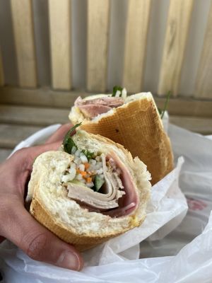 Bánh Mì Mỹ Tho by null