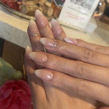 Kitchen Nail Bar - Mountain View - Nail Salons Near Me - Mountain View, California