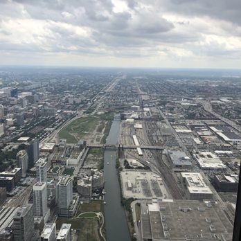 Willis Tower - Beautiful view on top! - Landmarks & Historical Buildings Near Me - Chicago, Illinois Willis Tower - Beautiful view on top! - Landmarks & Historical Buildings Near Me - Chicago, Illinois