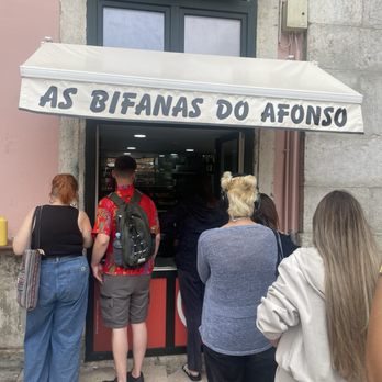As Bifanas do Afonso - The stand - Fast Food Near Me - Lisbon, 11