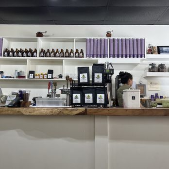 Ali'i Coffee - Honolulu - Inside - Coffee & Tea Near Me - Honolulu, Hawaii Ali'i Coffee - Honolulu - Inside - Coffee & Tea Near Me - Honolulu, Hawaii