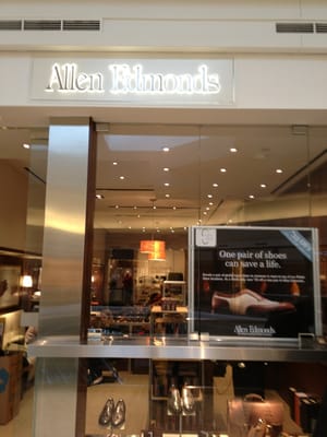 Allen Edmonds Mens Shoe Store