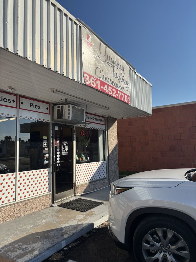 Yummy Tummy Cheesecakes