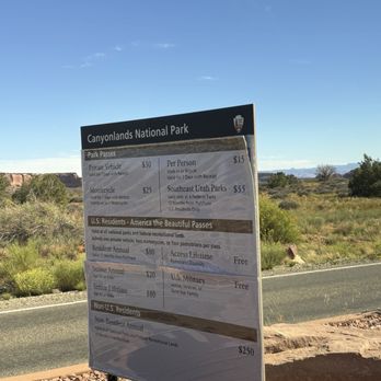 Canyonlands National Park - Sign - Parks Near Me - Moab, Utah Canyonlands National Park - Sign - Parks Near Me - Moab, Utah
