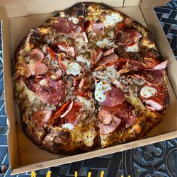 Krank Koffie - Mad Hatter Meat lover Pizza