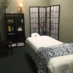 Chen's Massage & Facial Waxing Center