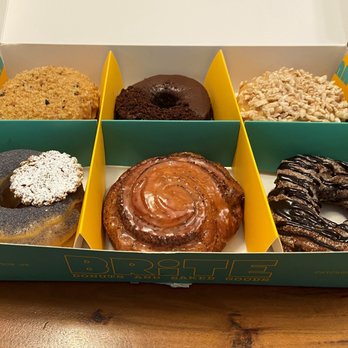 Brite Donuts and Baked Goods - 6 pack seasonal donuts - Donuts Near Me - Chicago, Illinois Brite Donuts and Baked Goods - 6 pack seasonal donuts - Donuts Near Me - Chicago, Illinois