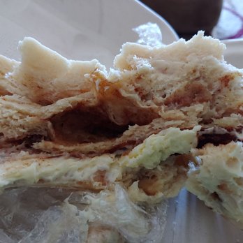 The Stilly Diner - RAW CINNAMON ROLL - American Near Me - Arlington, Washington