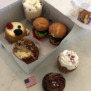 Amy's Pastry - Even after purchasing cookies, meringues, for cupcakes, tiramisu, cheesecake and pecan cake I was STILL CHARGED FOR THIS LITTLE FLAG. - Bakeries Near Me - Montebello, California