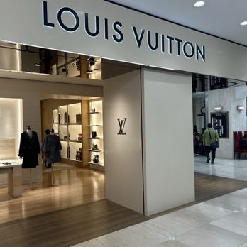 ルイヴィトン　やまにゃん louis-vuitton-malle-chien--