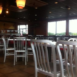 KFC - Dining room