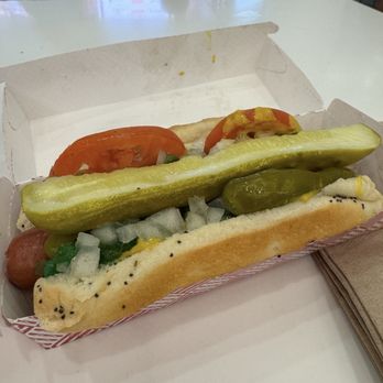Midway Airport Concessionaires - American Near Me - Chicago, Illinois Midway Airport Concessionaires - American Near Me - Chicago, Illinois