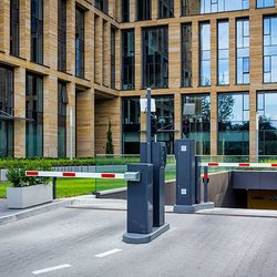 i2 Security Solutions