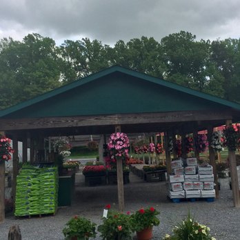 Gambrills Flower Farm - Nurseries & Gardening Near Me - Gambrills, Maryland
