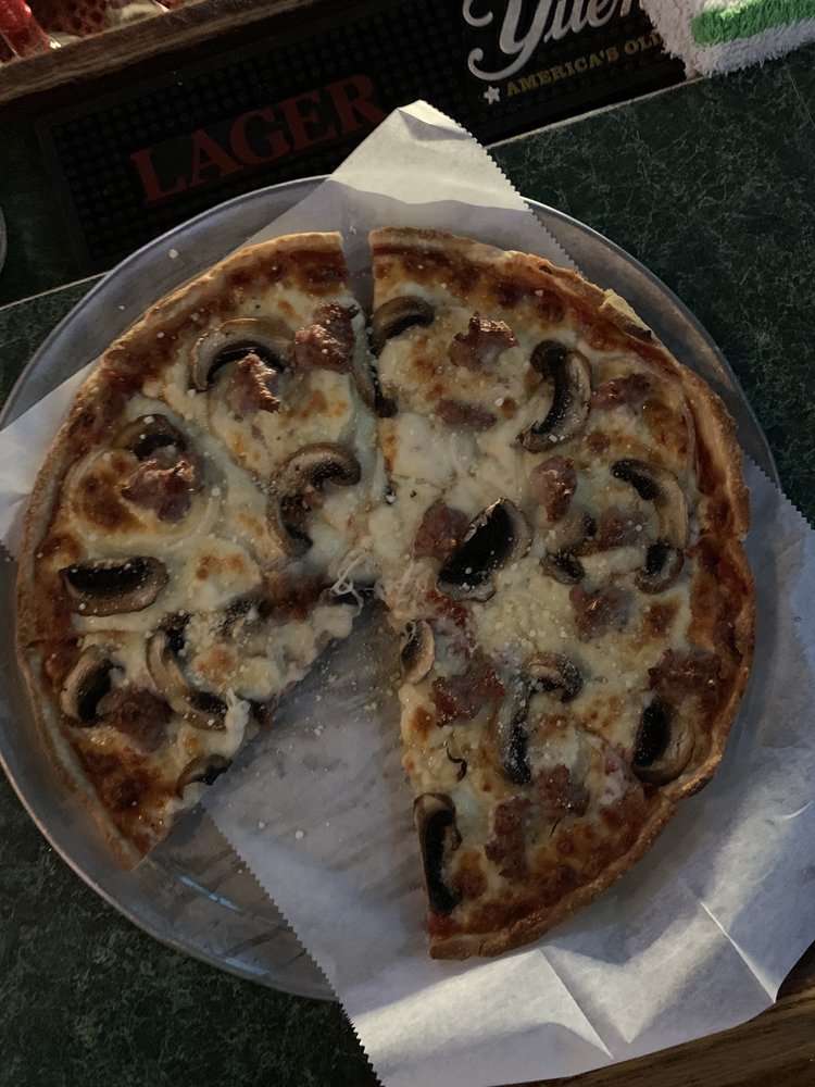 GIPPERS RESTAURANT & ALE HOUSE 29 Photos & 51 Reviews 304 Old Gate