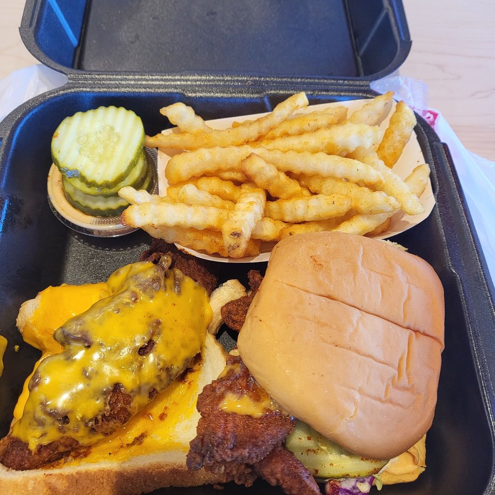Dave's Hot Chicken - Number 3 - Chicken Shop Near Me - Temecula, California