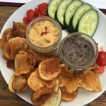 The Floridian - Appetizers of homemade chips, hummus and veggies. - Southern Near Me - Saint Augustine, Florida