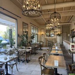 Le Cafe Du Sud - Inside the Beautiful Restaurant