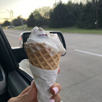 The Ice Cream Bar - Buttered pecan - Ice Cream & Frozen Yogurt Near Me - Mesquite, Texas The Ice Cream Bar - Buttered pecan - Ice Cream & Frozen Yogurt Near Me - Mesquite, Texas