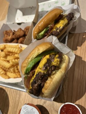 Shake Shack Downey by null