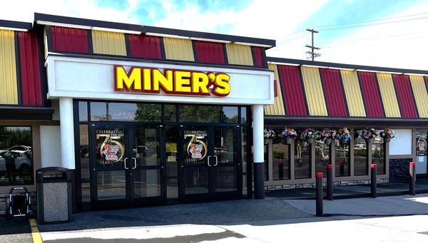 Miner's Drive-In Restaurant by null