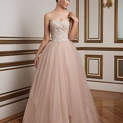 White Arbor Bridal & Formals - She makes a statement!!