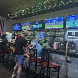 Dano's Pizza - Inside