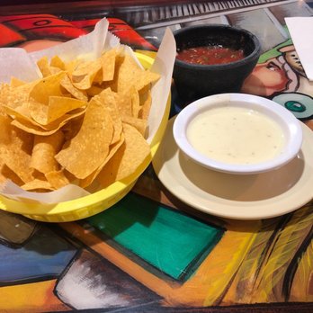 El Maguey - Hips with homemade salsa and delicious quest! Yum! - Mexican Near Me - Indianapolis, Indiana