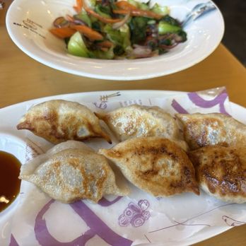 Ramen and Bao - Pork chive Dumpling - Ramen Near Me - Oxford, Connecticut