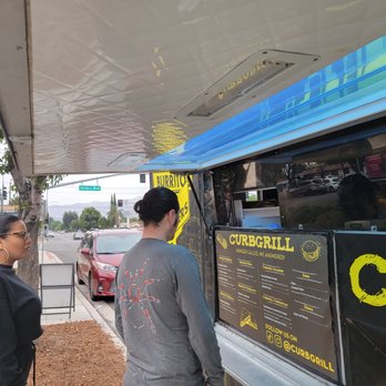 Curbgrill - At the corner of Buena Vista and Victory in Burbank - Breakfast & Brunch Near Me - Montrose , California