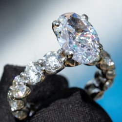 Raymond Lee Jewelers & Loan