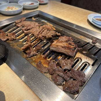 Mo Ran Gak Restaurant - Marinated short ribs & boneless short ribs - Korean Near Me - Garden Grove, California Mo Ran Gak Restaurant - Marinated short ribs & boneless short ribs - Korean Near Me - Garden Grove, California