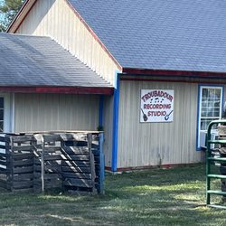 Troubadour Lounge And Park - Recording studio