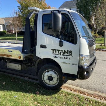 Titans Towing & Recovery - Towing Near Me Titans Towing & Recovery - Towing Near Me