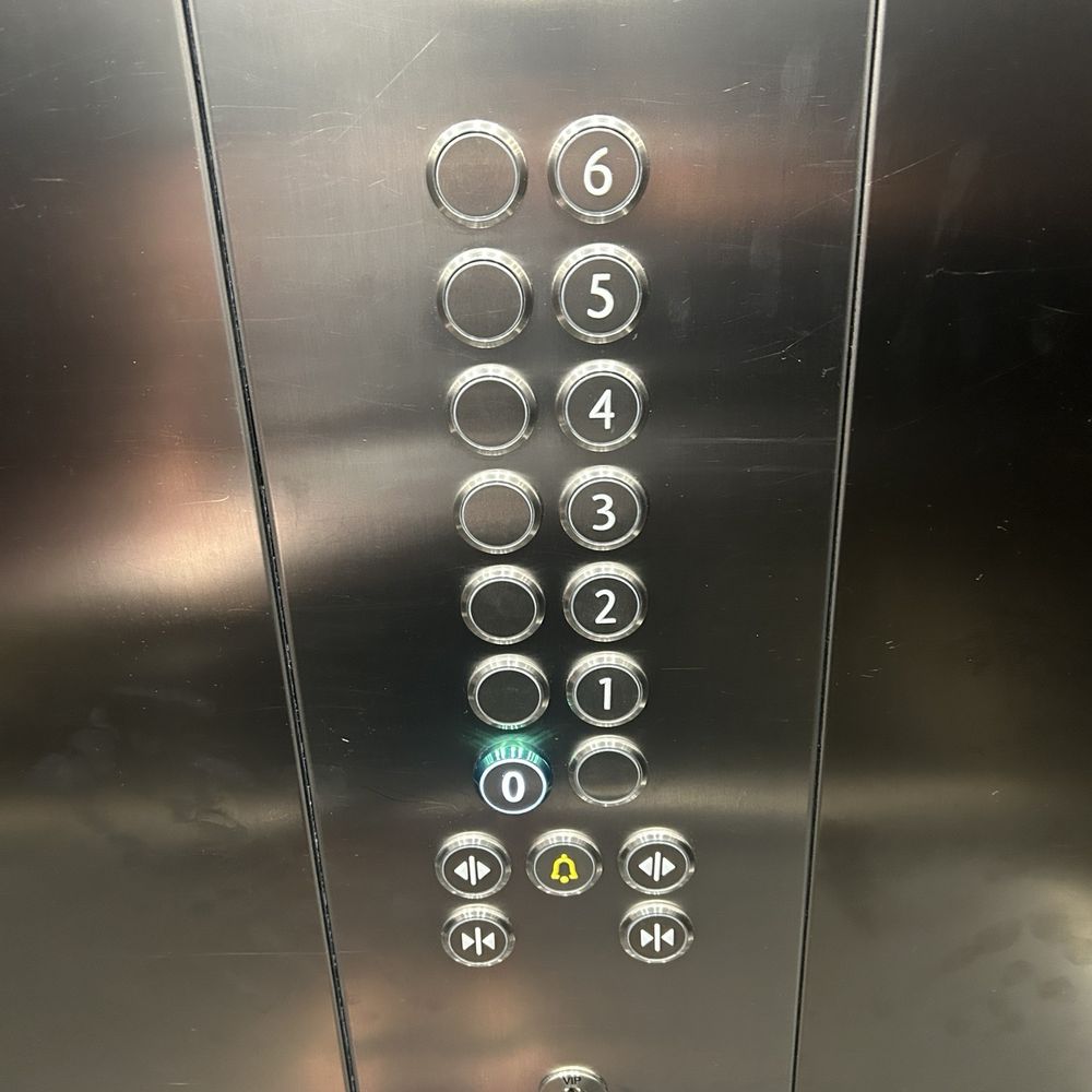 Moxy London Heathrow Airport - Hotels Near Me - Hounslow, XGL Moxy London Heathrow Airport - Hotels Near Me - Hounslow, XGL