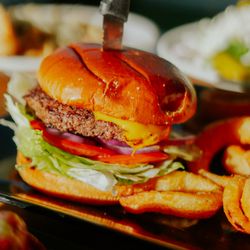 Burger & Onion Rings with American cheese