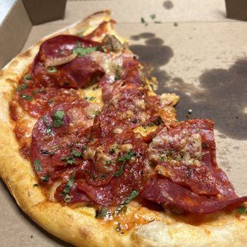 California Pizza Kitchen - Pizza Near Me - Brea, California