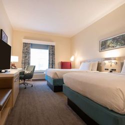 Hilton Garden Inn Calabasas - Guest room