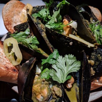 Bar Sótano - Mussels - New Mexican Cuisine Near Me - Chicago, Illinois Bar Sótano - Mussels - New Mexican Cuisine Near Me - Chicago, Illinois