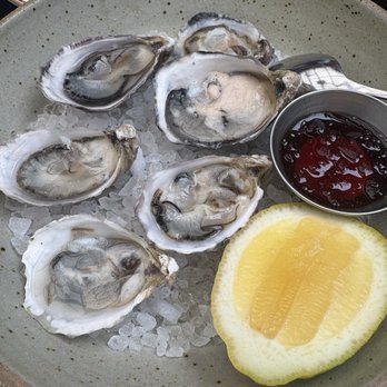 82 Acres - Oysters - American Near Me - Portland, Oregon