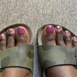 Ann's Nails - Chipped polish 2days later