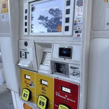 Shell - Gas Stations Near Me - Lincoln, Rhode Island Shell - Gas Stations Near Me - Lincoln, Rhode Island