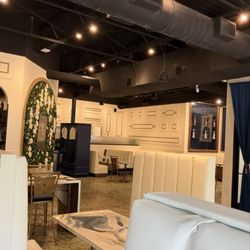 Taste The Flavor Brunch Bar - Dining room