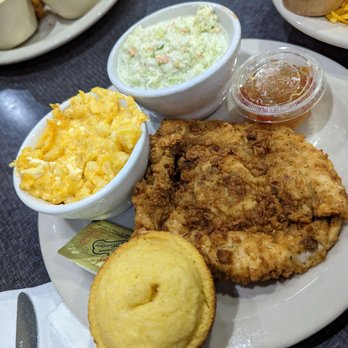 South Cobb Diner - Fried chicken, Mac and cheese, jalapeño coleslaw - Southern Near Me - Austell, Georgia