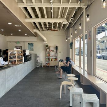 Salt & Foam Coffee - indoor seating - Coffee & Tea Near Me - Newport Beach, California Salt & Foam Coffee - indoor seating - Coffee & Tea Near Me - Newport Beach, California