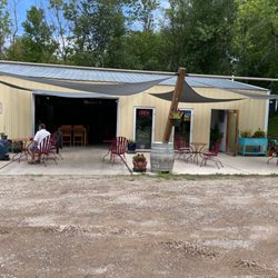 Brookview Winery - Patio