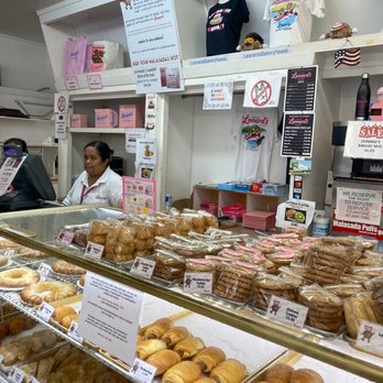 Leonard's Bakery - Bakeries Near Me - Honolulu, Hawaii Leonard's Bakery - Bakeries Near Me - Honolulu, Hawaii